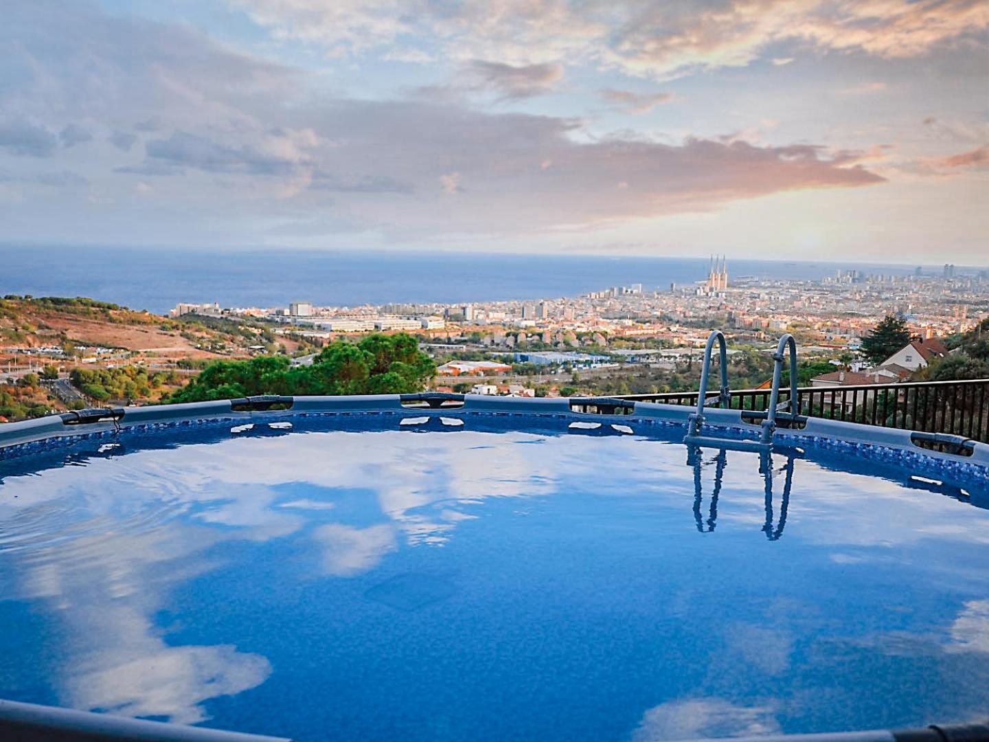 A+View Private Terrace Private Pool Family Fun Villa Badalona Eksteriør billede